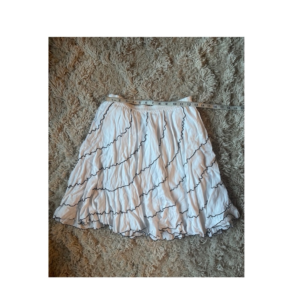 White Ruffled Skirt - Picture 3 of 5